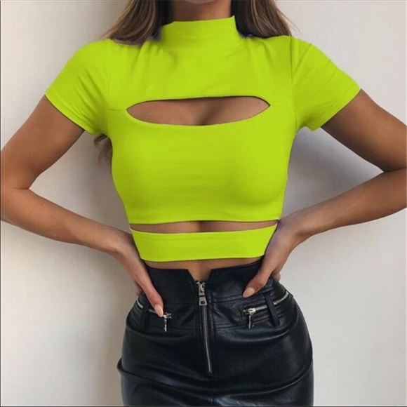 Split lime green crop top💕 - Picture 3 of 7